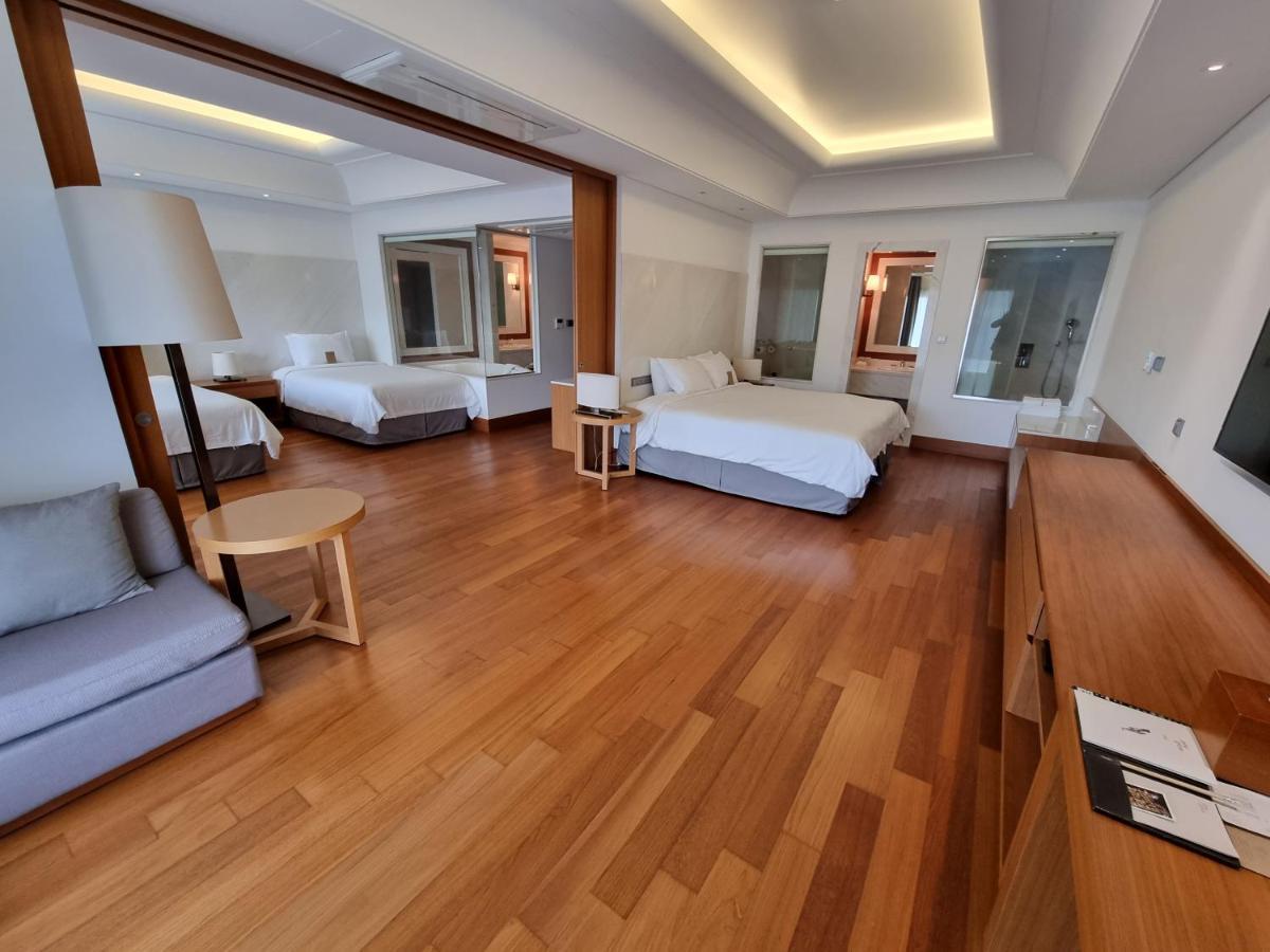 ไพน์ โกรฟ โฮเต็ล Hotel Gimhae ภายนอก รูปภาพ