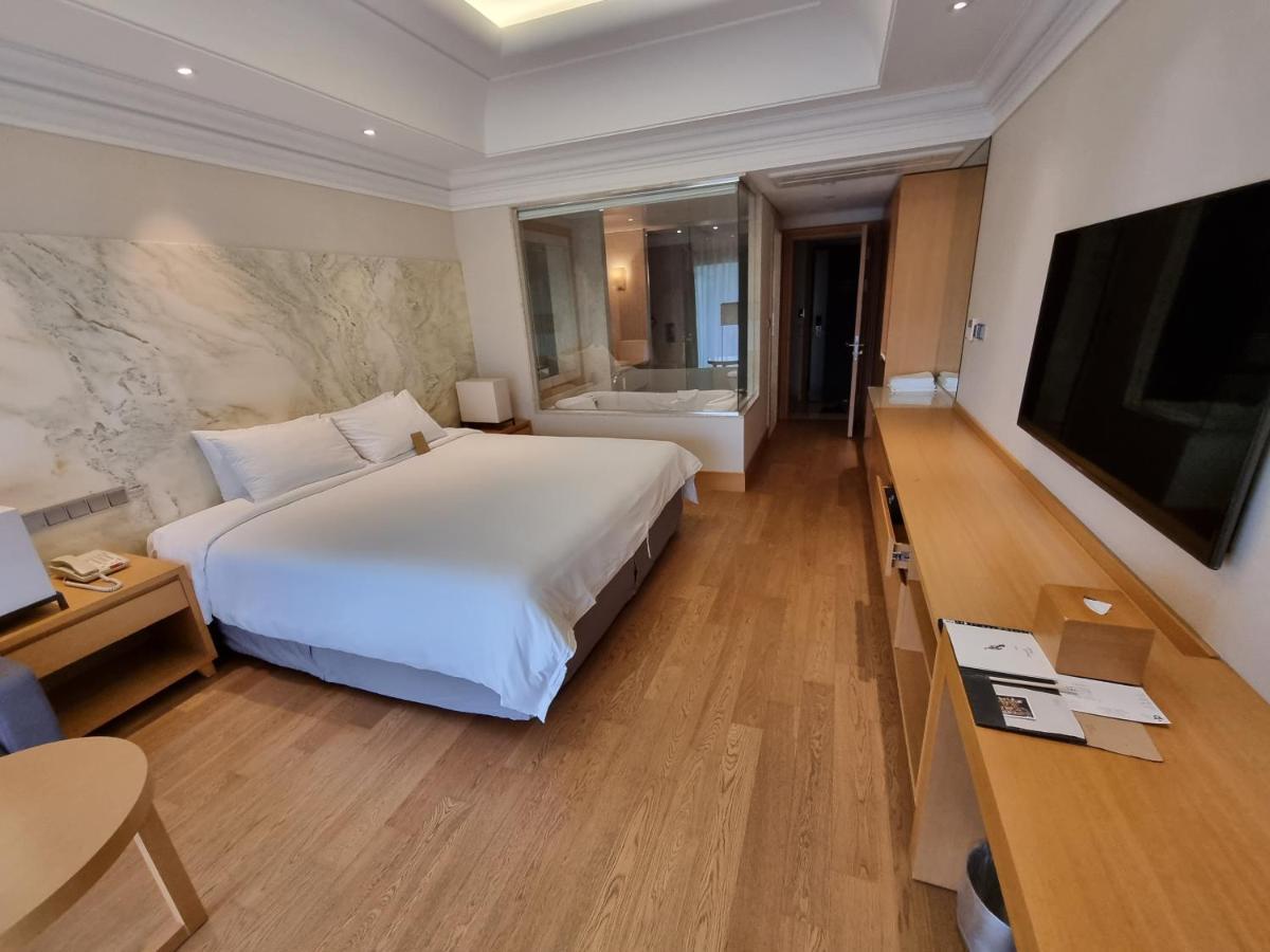 ไพน์ โกรฟ โฮเต็ล Hotel Gimhae ภายนอก รูปภาพ