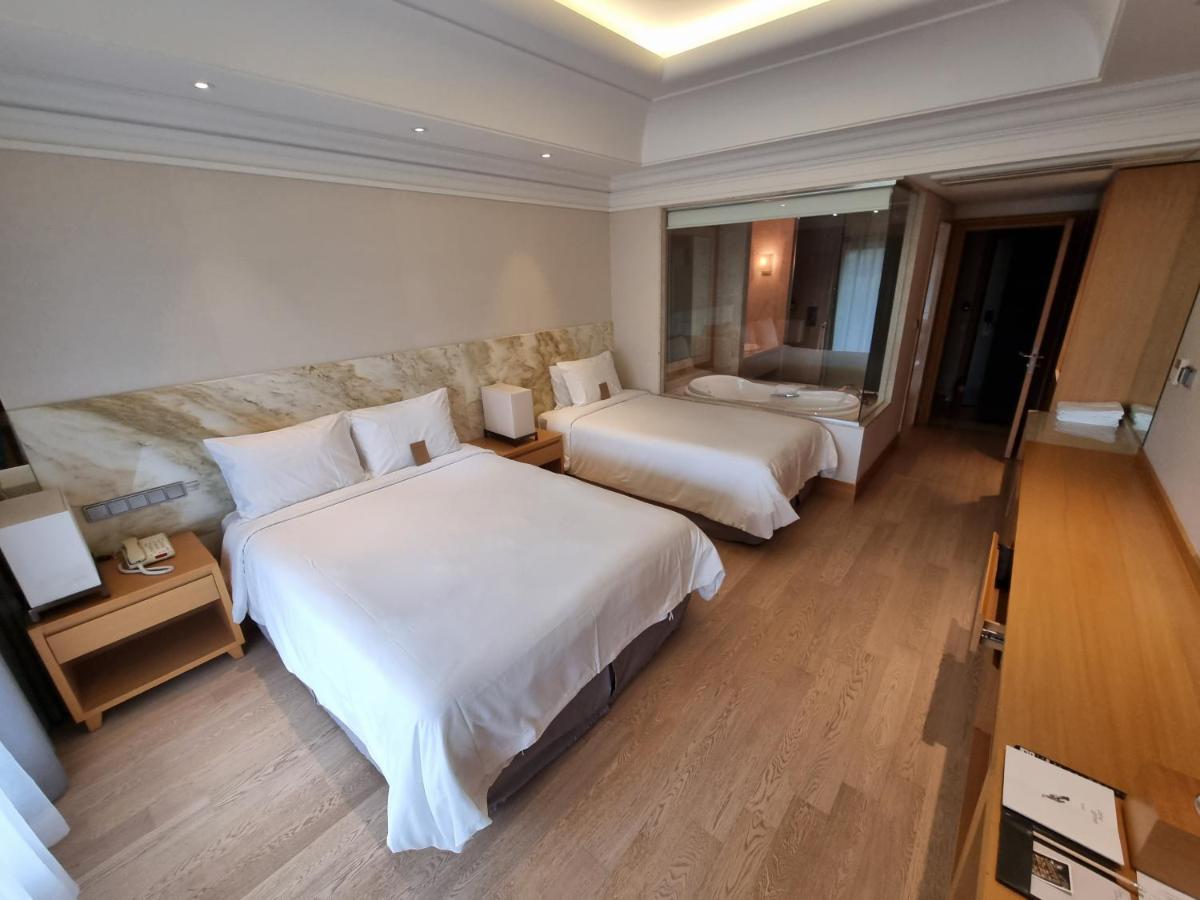 ไพน์ โกรฟ โฮเต็ล Hotel Gimhae ภายนอก รูปภาพ
