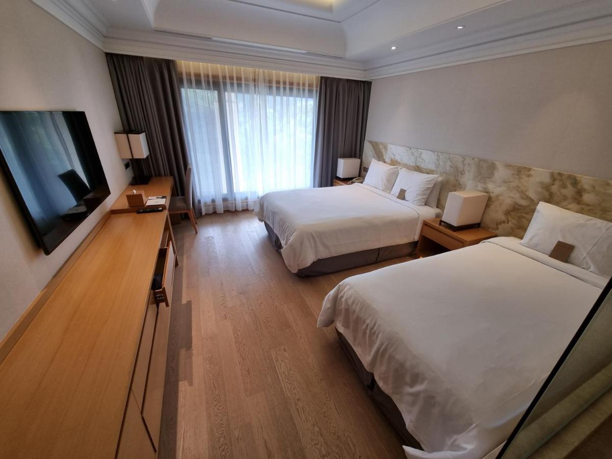 ไพน์ โกรฟ โฮเต็ล Hotel Gimhae ภายนอก รูปภาพ