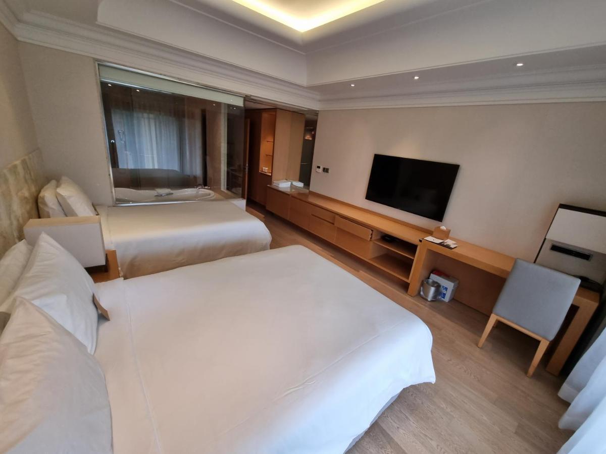 ไพน์ โกรฟ โฮเต็ล Hotel Gimhae ภายนอก รูปภาพ