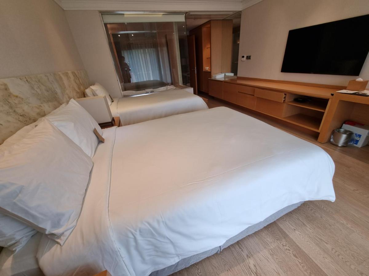 ไพน์ โกรฟ โฮเต็ล Hotel Gimhae ภายนอก รูปภาพ